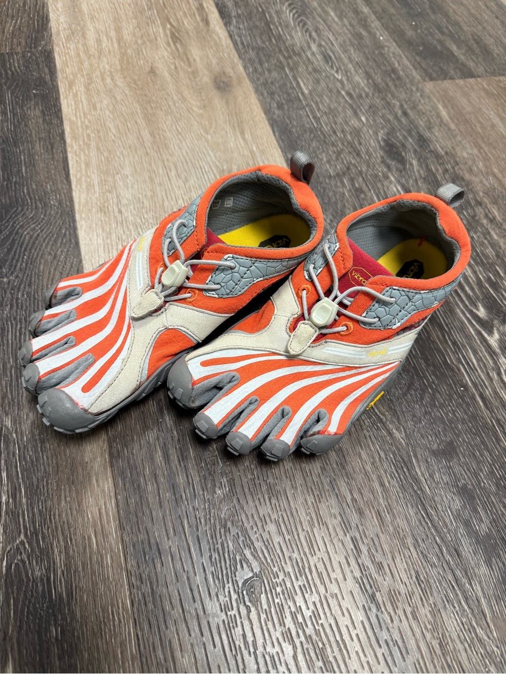 Vibram FiveFingers Women’s Low Top Lace-Up Athletic Sneakers